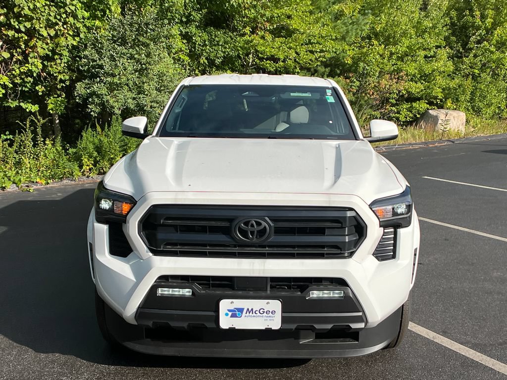 2026 Toyota Tacoma SR5 - Photo 7