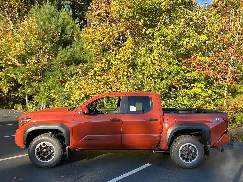 New 2025 Toyota Tacoma TRD Off-Road Truck Double Cab
