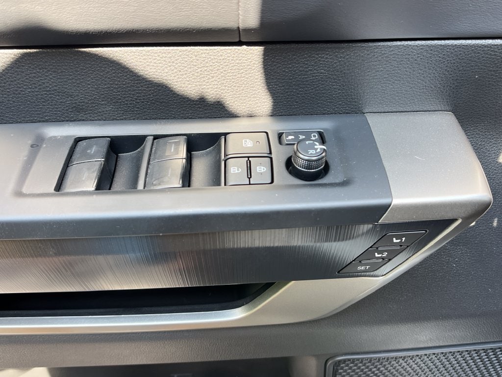 2026 Toyota Sequoia Platinum - Photo 13