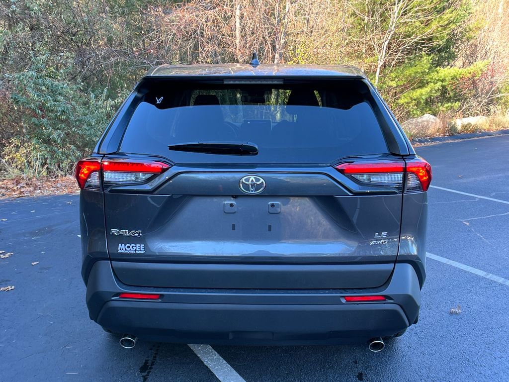 2025 Toyota RAV4 LE photo 3