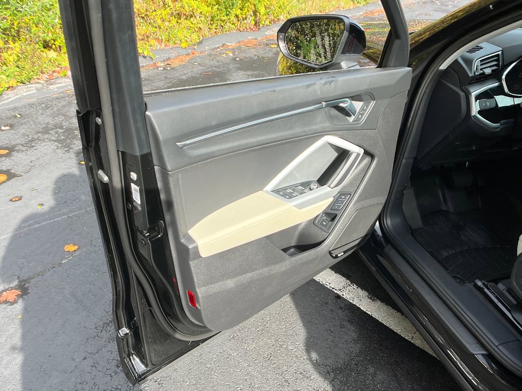 2022 Audi Q3 Premium Plus - Photo 11