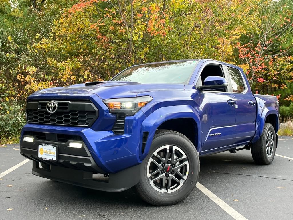 2025 Toyota Tacoma TRD Sport's photo