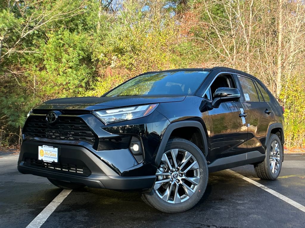 2025 Toyota RAV4 XLE Premium's photo