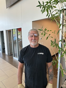 Staff member Paul D from ID_572da55302c4