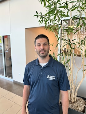 Staff member Anthony V from ID_e94bfa749d8b