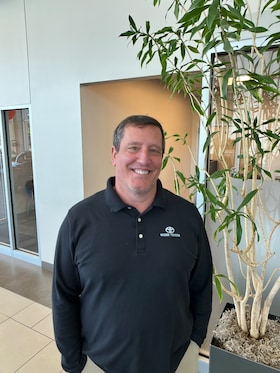 Staff member Steve F from ID_e94bfa749d8b