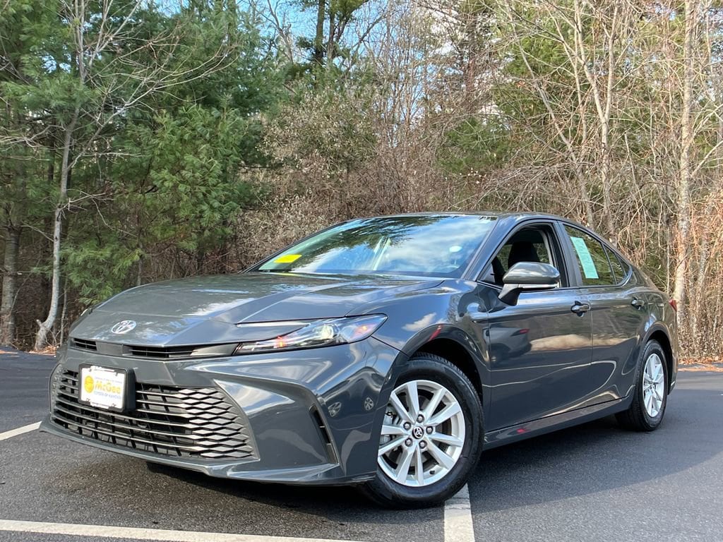 2025 Toyota Camry Sedan 