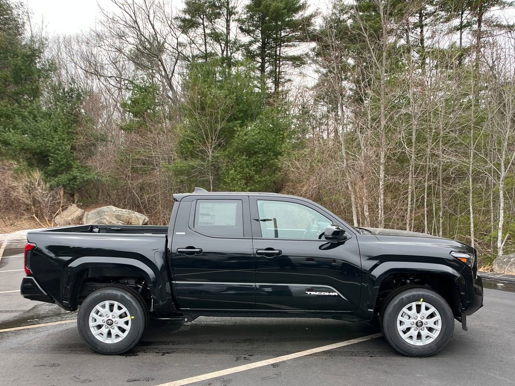 2026 Toyota Tacoma SR5 - Photo 6