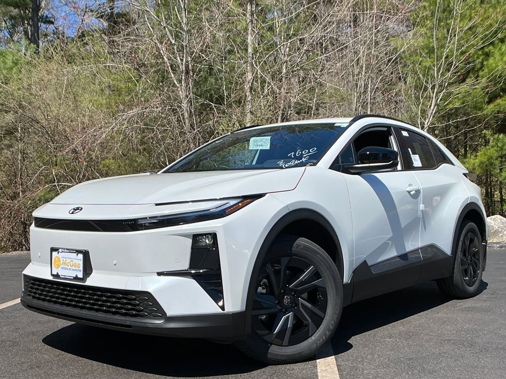 2026 Toyota C-HR SUV 