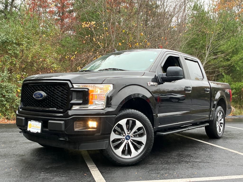 2020 Ford F-150 XL's photo