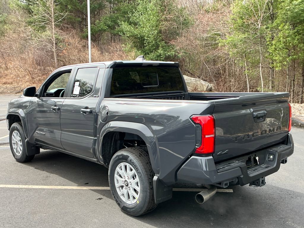 2026 Toyota Tacoma SR5 - Photo 3