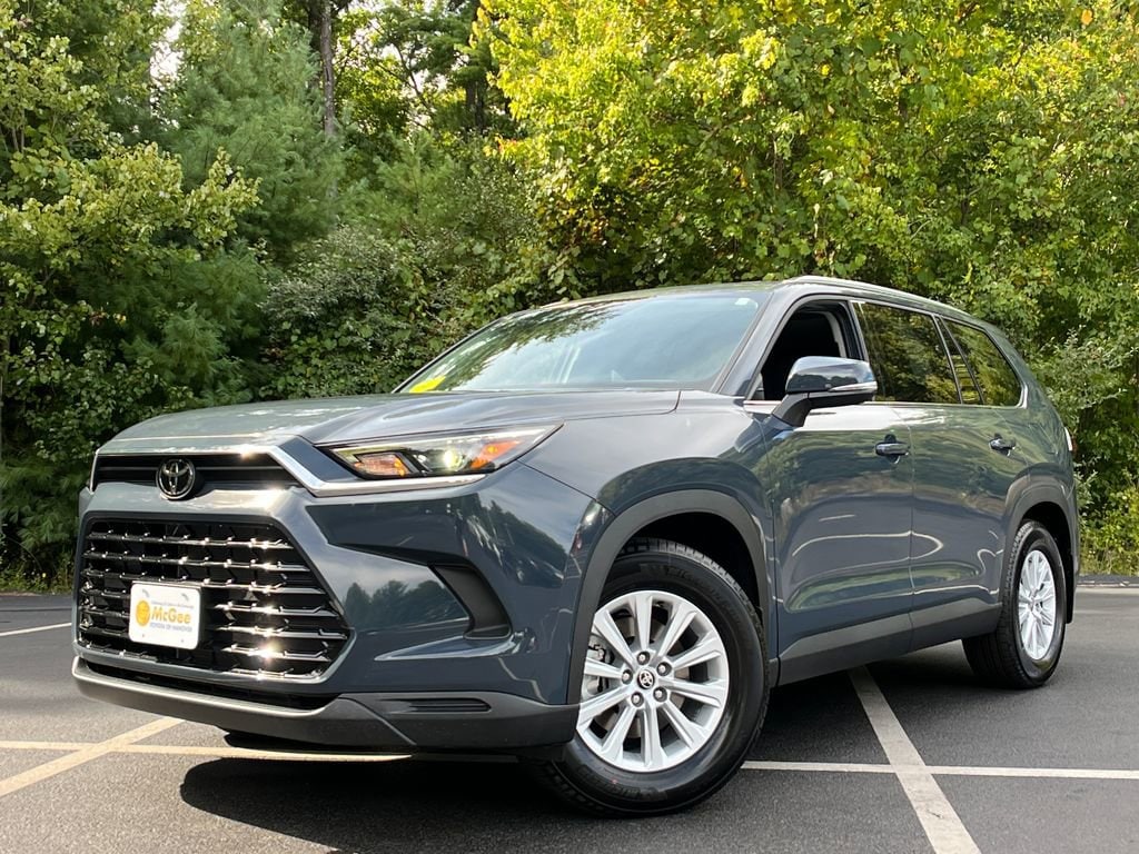 Used 2025 Toyota Grand Highlander XLE SUV
