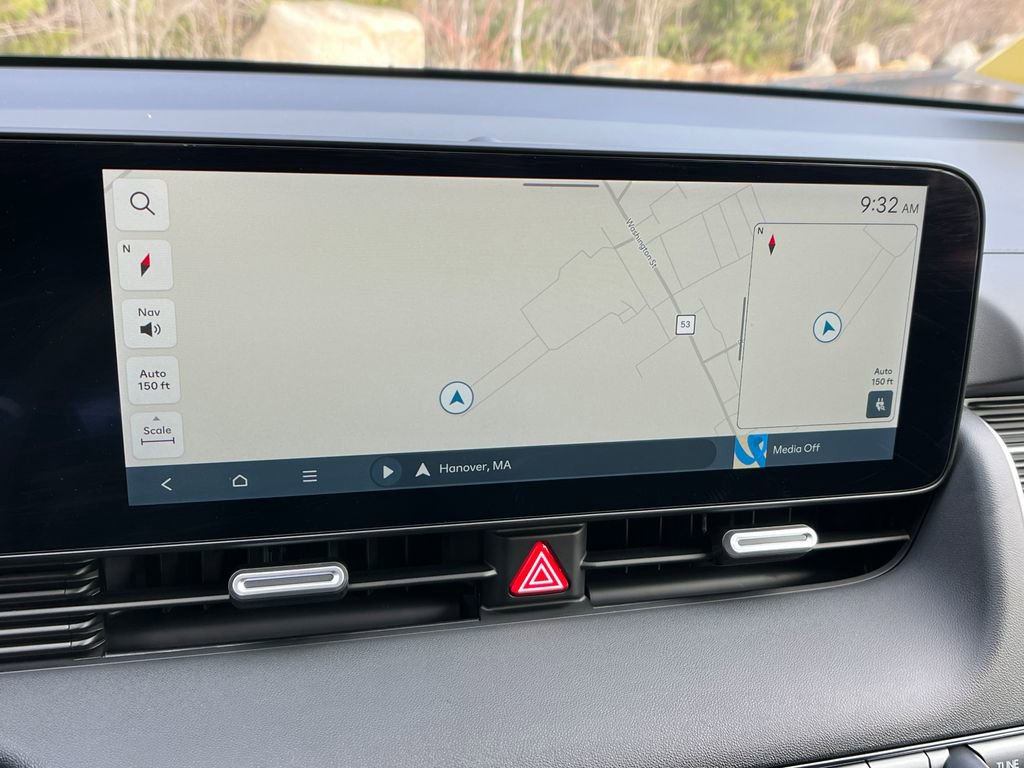 2025 Hyundai IONIQ 5 SEL - Photo 18