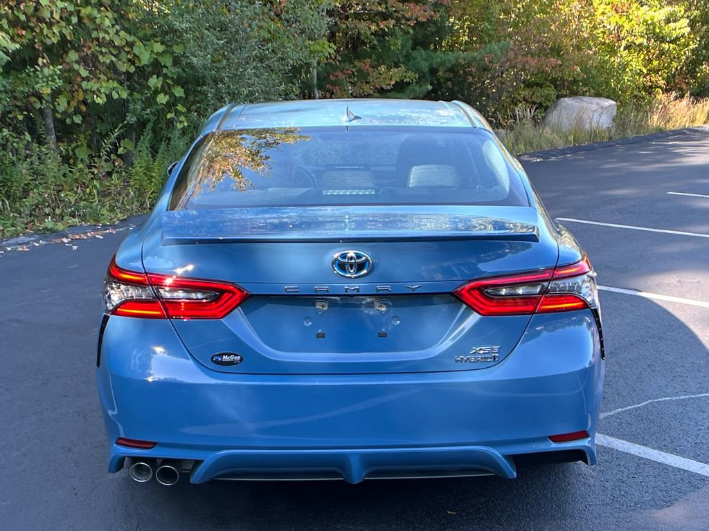 2024 Toyota Camry Hybrid XSE photo 4