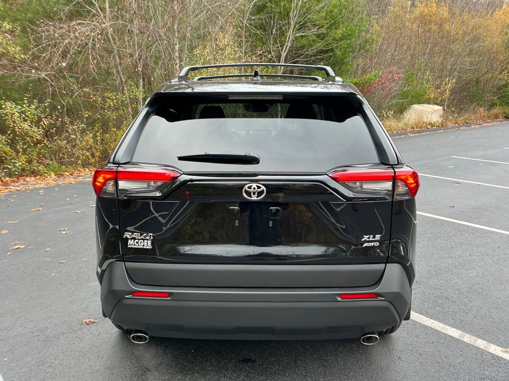 New 2025 Toyota RAV4 XLE SUV