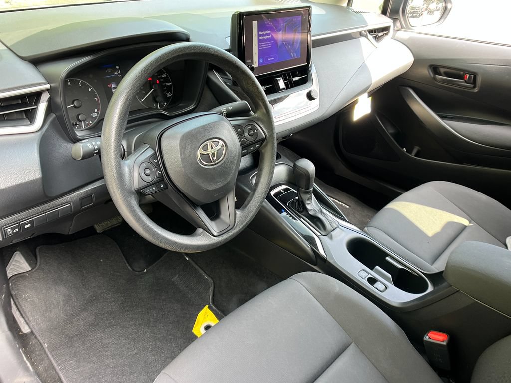 2023 Toyota Corolla LE - Photo 10