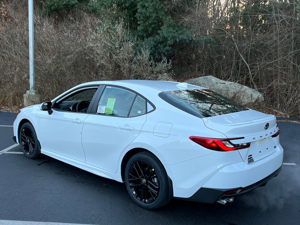 2026 Toyota Camry SE photo 3