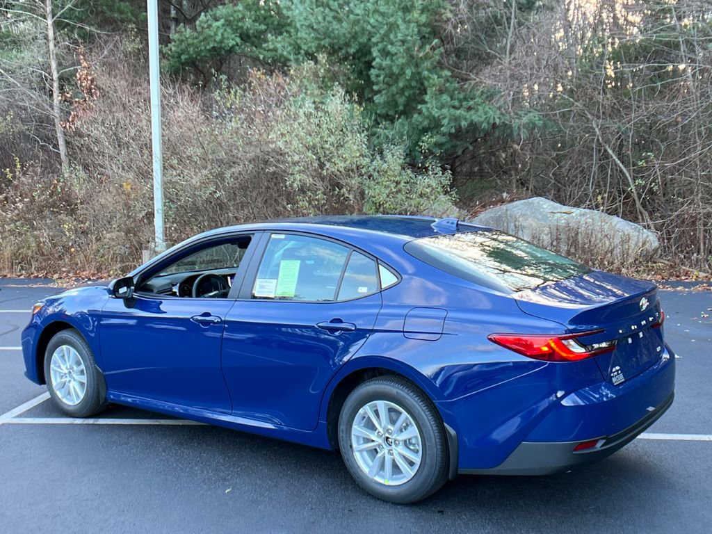 2026 Toyota Camry LE photo 3