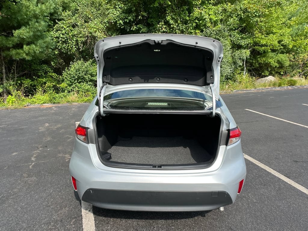 2023 Toyota Corolla LE - Photo 24
