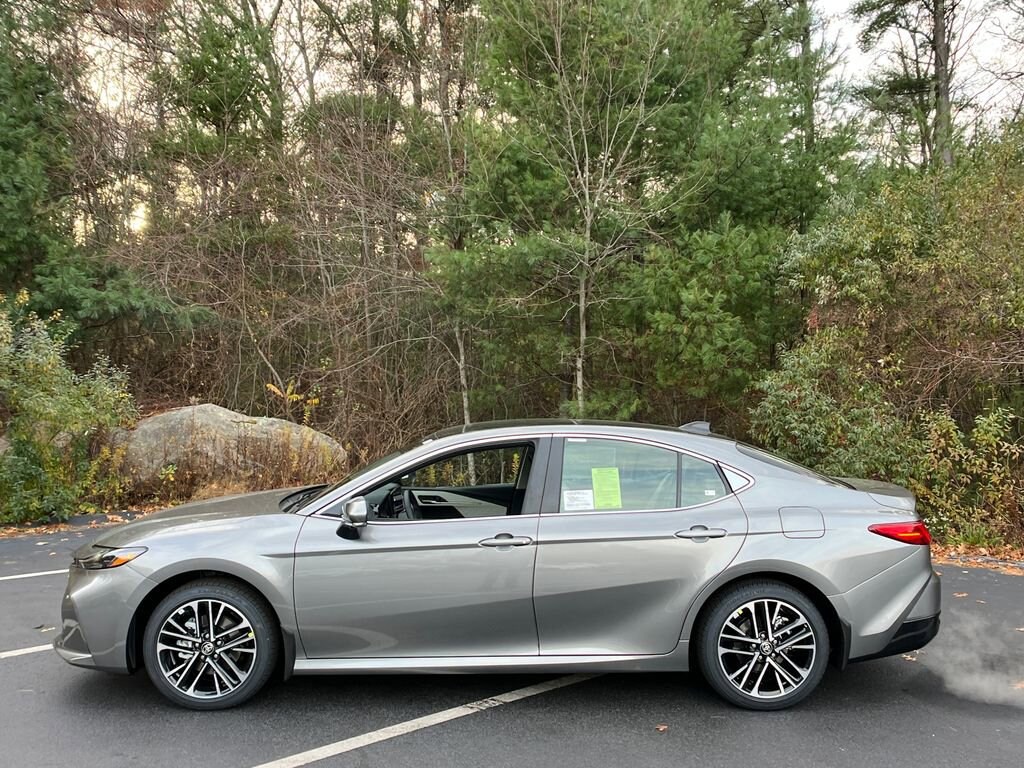 2026 Toyota Camry XLE photo 2
