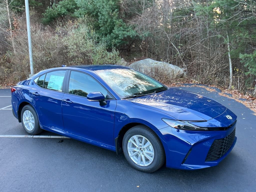 2026 Toyota Camry LE - Photo 7