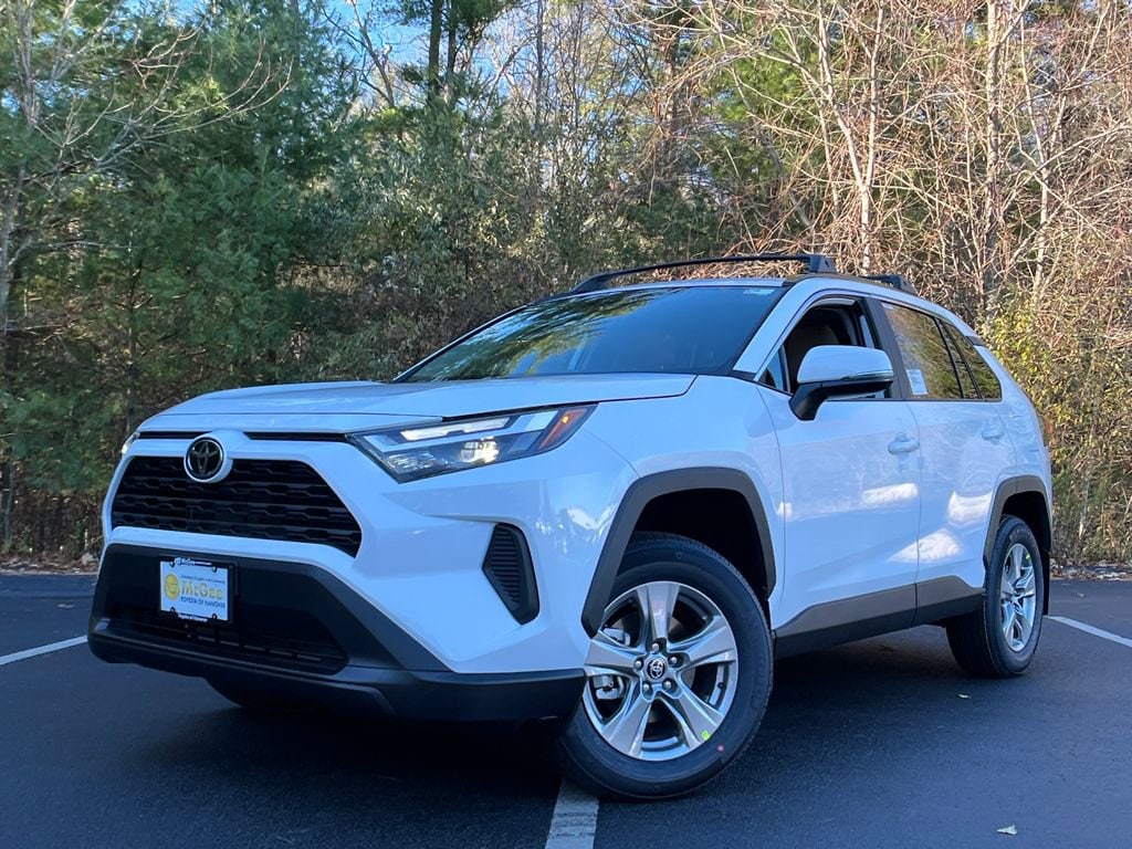 New 2025 Toyota RAV4 XLE SUV