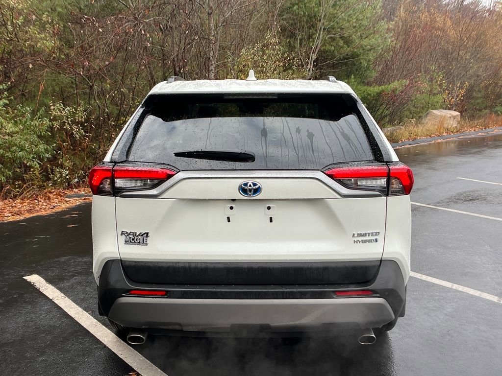 2022 Toyota RAV4 Hybrid Limited photo 4