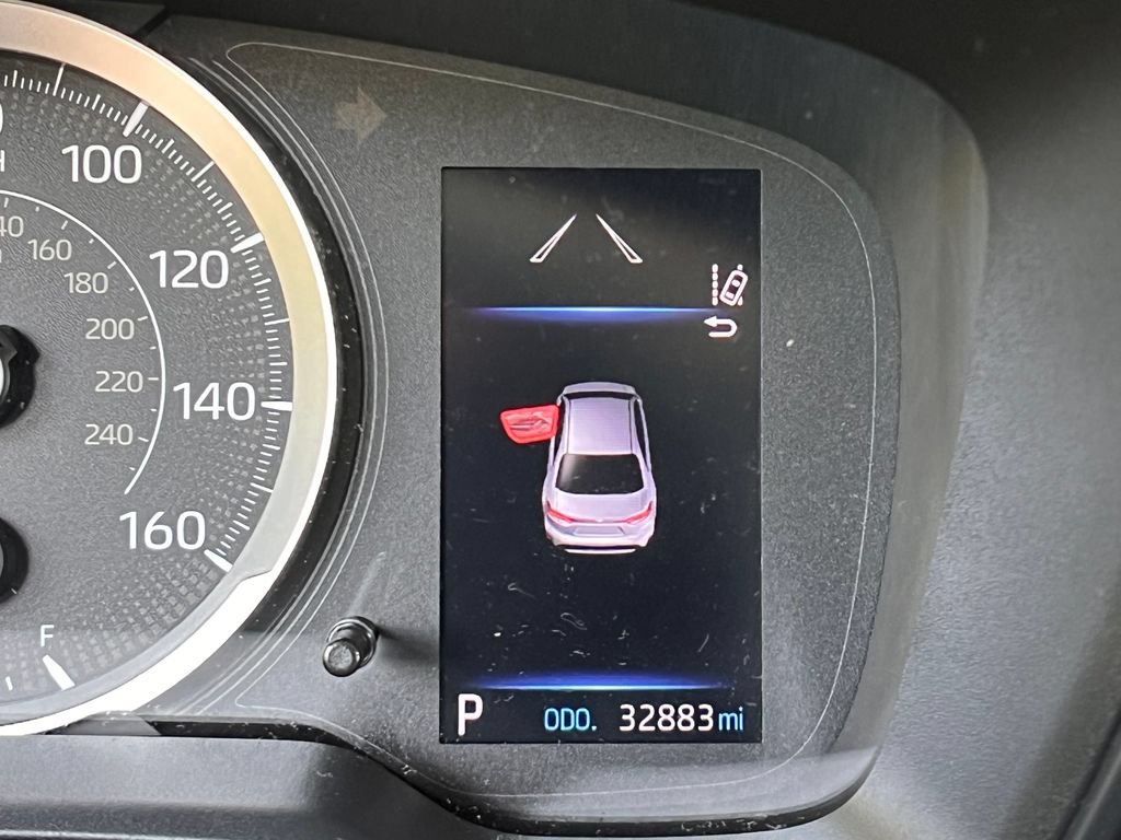 2021 Toyota Corolla LE - Photo 15