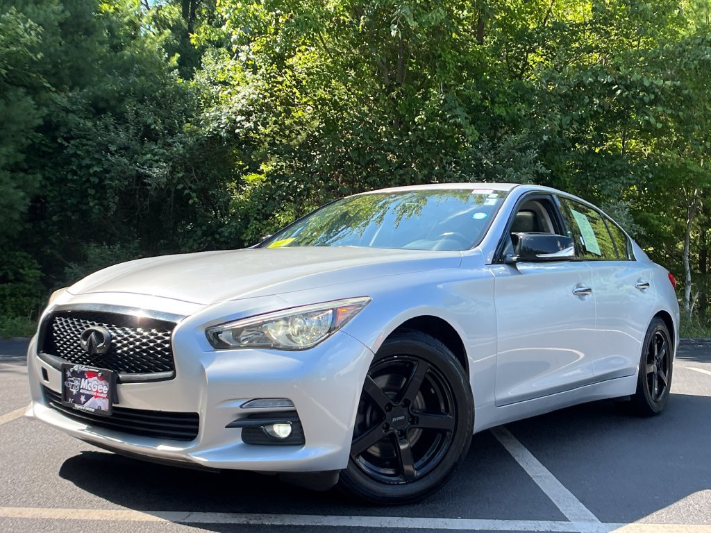 2017 INFINITI Q50