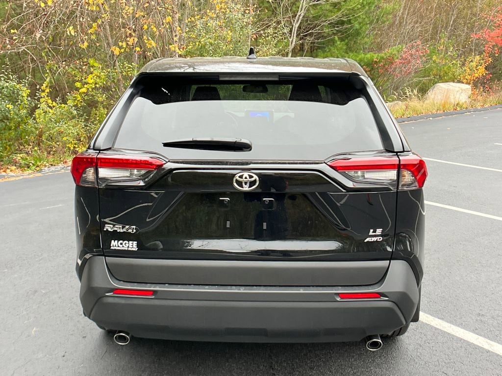 New 2025 Toyota RAV4 LE SUV