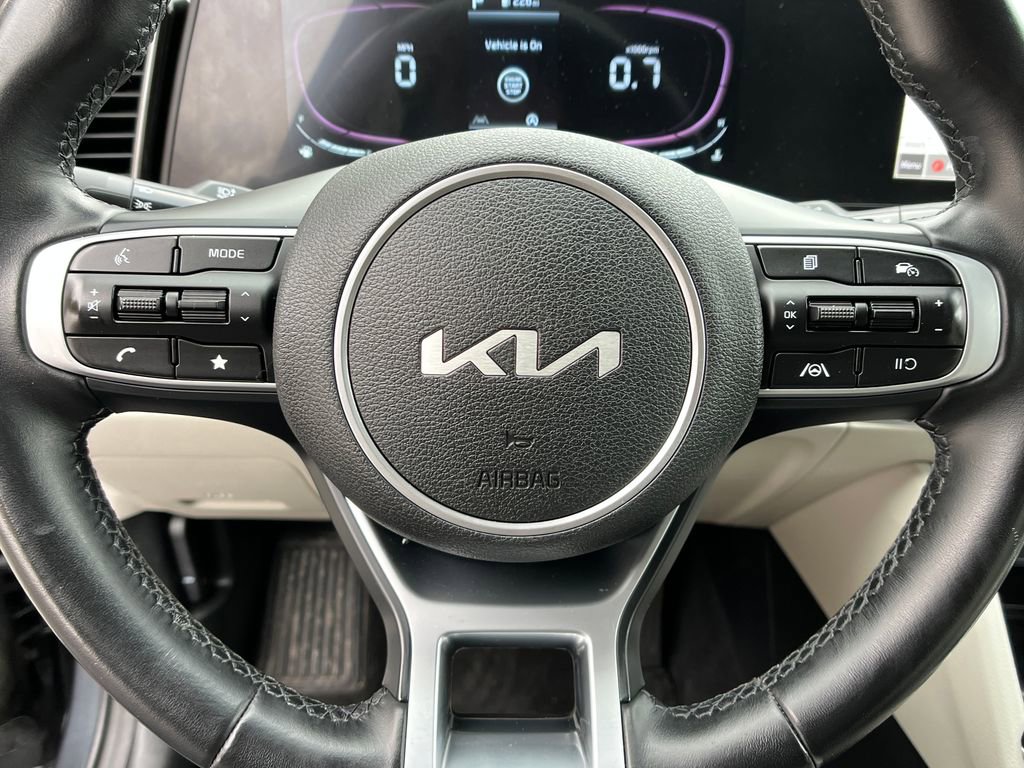 2023 Kia Sportage EX - Photo 14