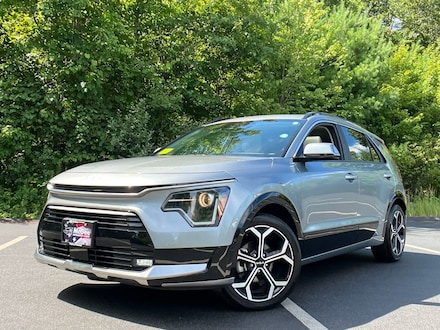 2024 Kia Niro EX Touring SUV