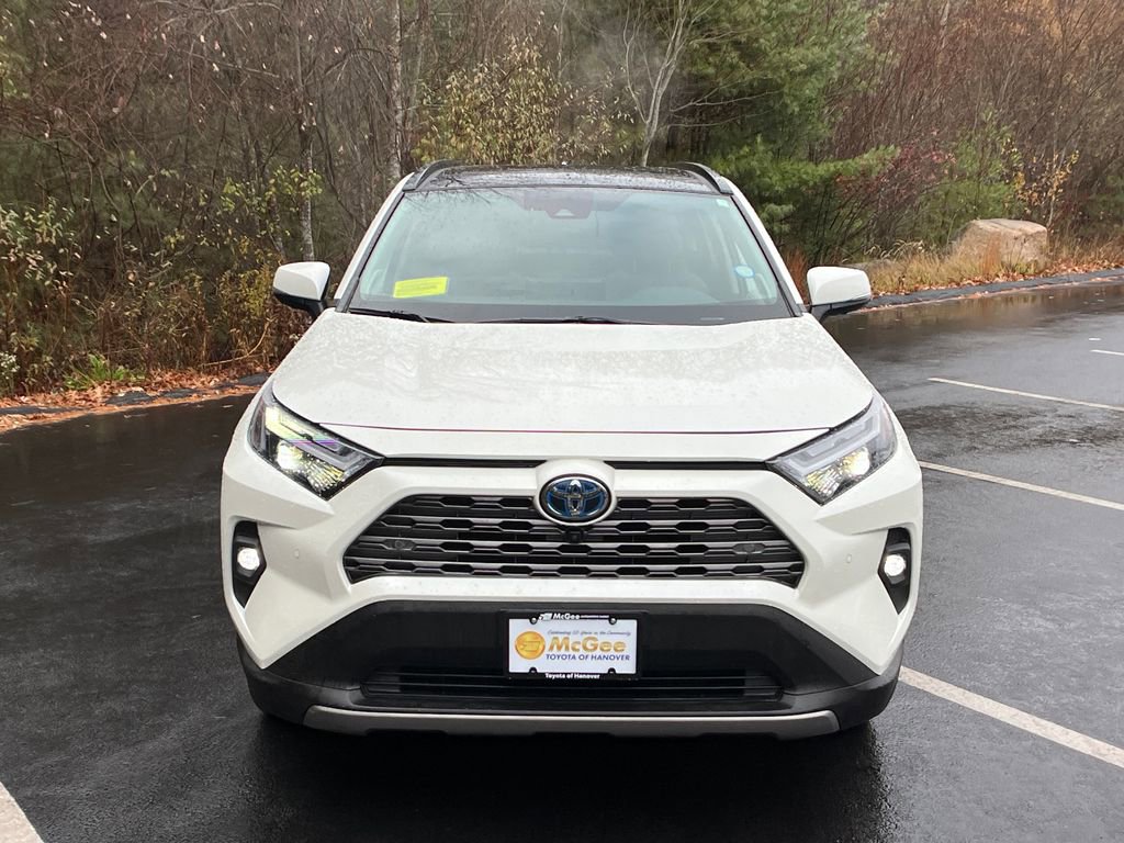 2022 Toyota RAV4 Hybrid Limited photo 3
