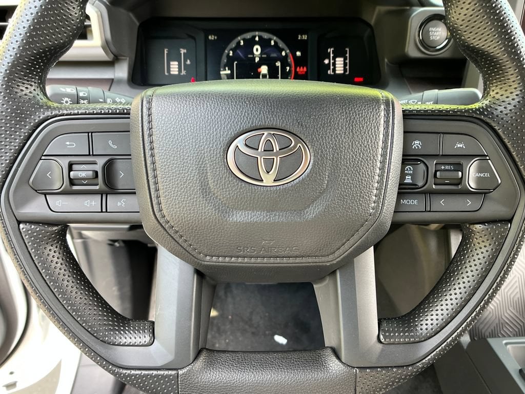2026 Toyota Tacoma SR5 - Photo 13