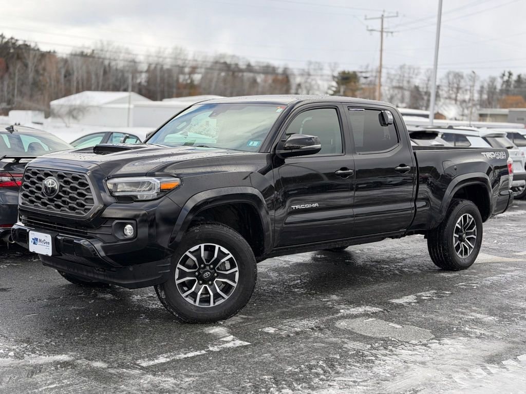 2023 Toyota Tacoma TRD Sport's photo