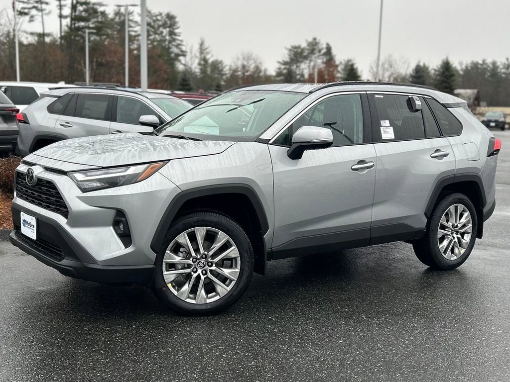2025 Toyota RAV4 XLE Premium's photo