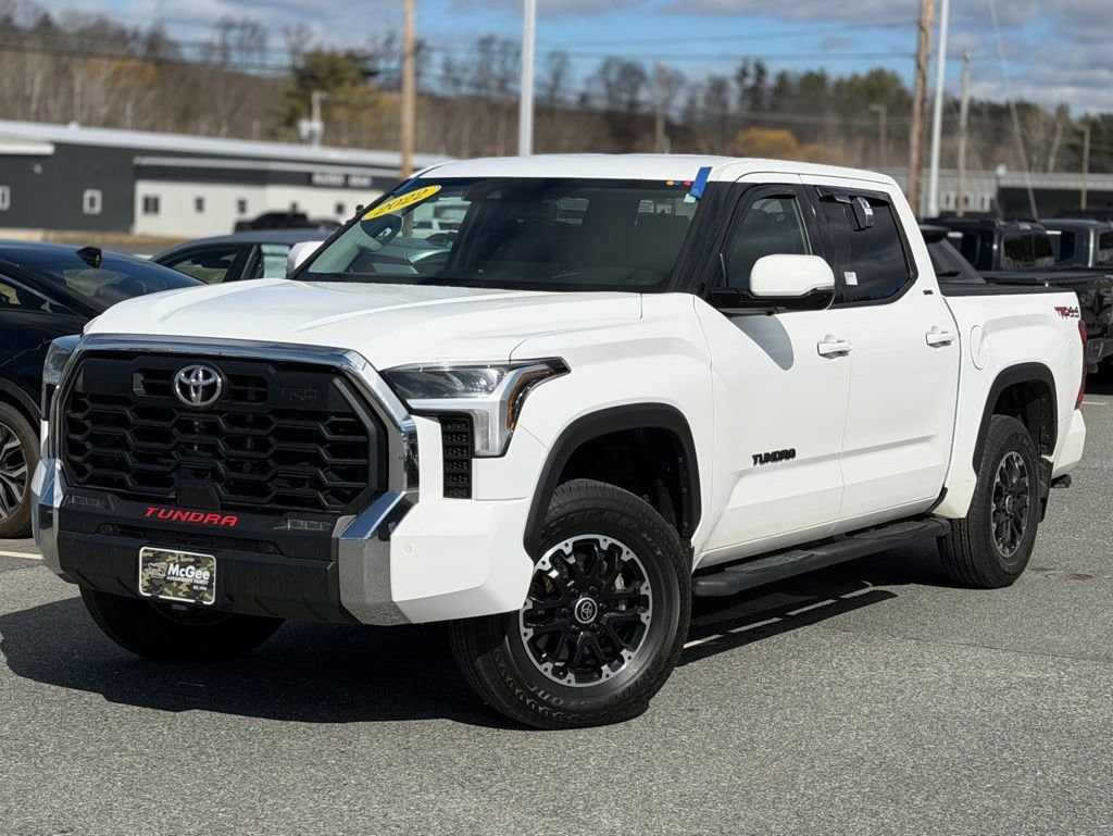 2022 Toyota Tundra Truck CrewMax 