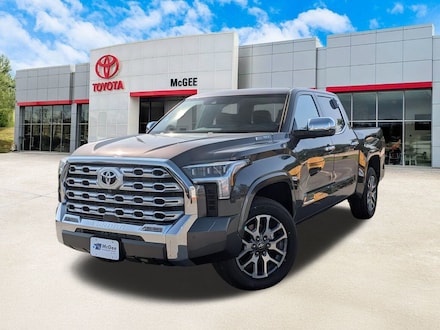 New 2025 Toyota Tundra i-FORCE MAX 1794 Edition 1794 CREWMAX 5.5