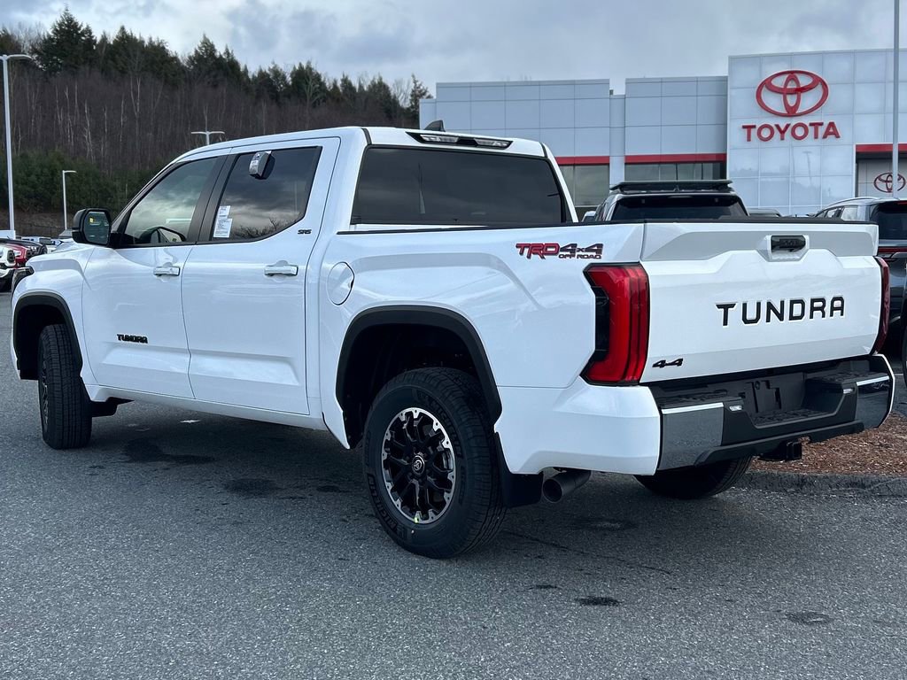 2026 Toyota Tundra SR5 CrewMax photo 3