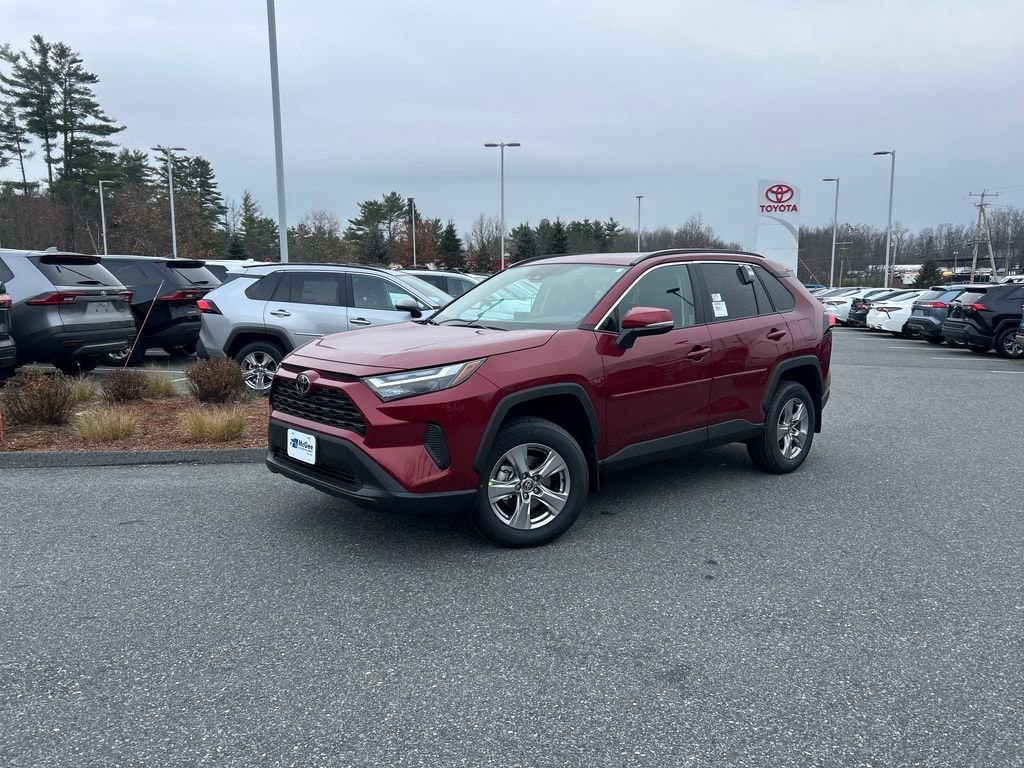 New 2025 Toyota RAV4 XLE XLE AWD SUV