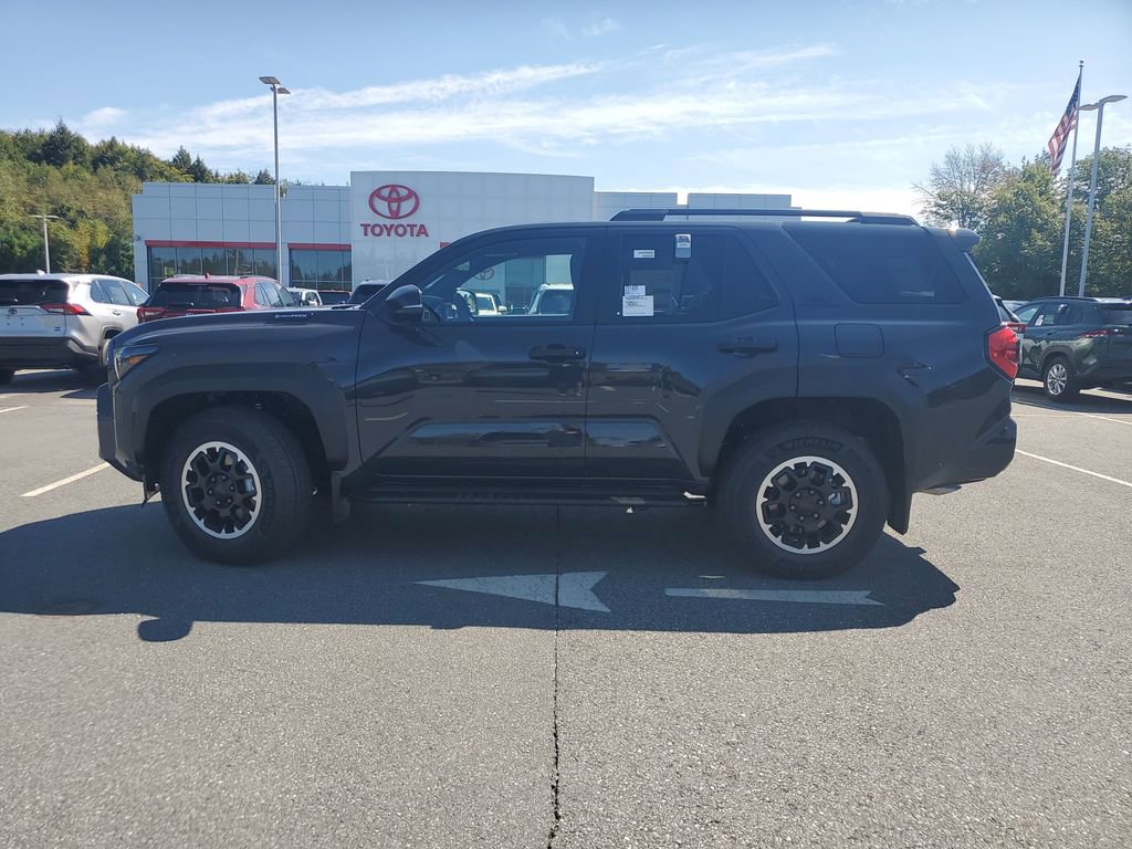 2025 Toyota 4Runner TRD Off-Road photo 2