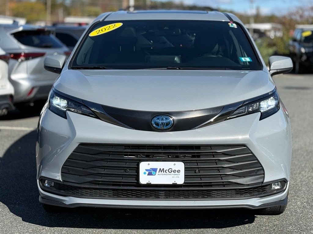 Certified 2022 Toyota Sienna XLE Woodland Edition Van Passenger Van