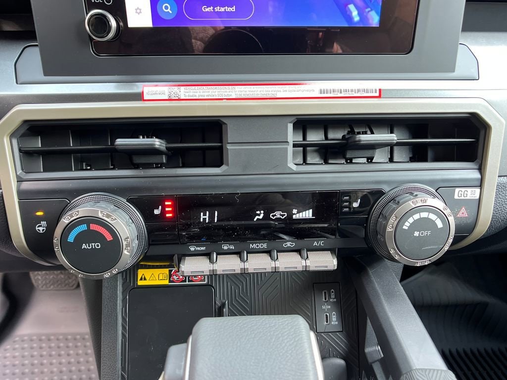 2026 Toyota Tacoma SR5 - Photo 17