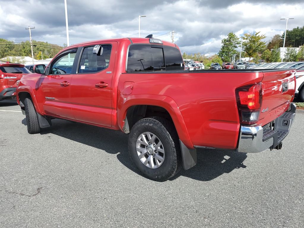 2018 Toyota Tacoma SR5 V6 photo 3