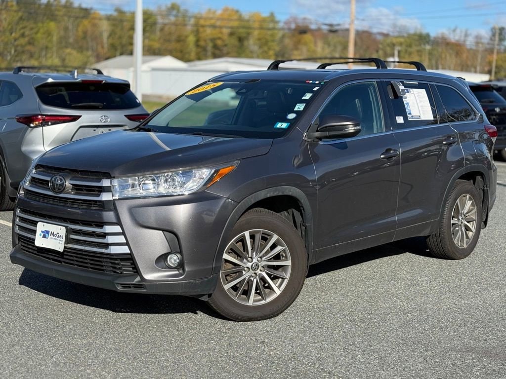 2018 Toyota Highlander SUV  2018 Toyota Highlander SUV