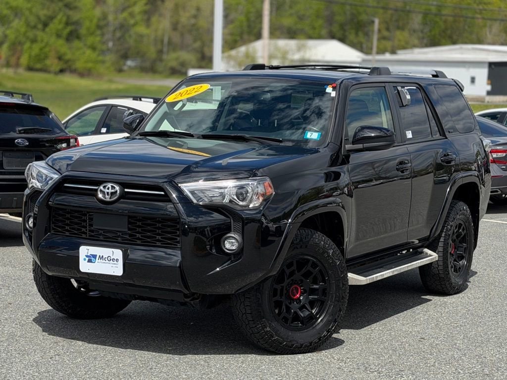 2022 Toyota 4Runner SR5 4WD V6's photo