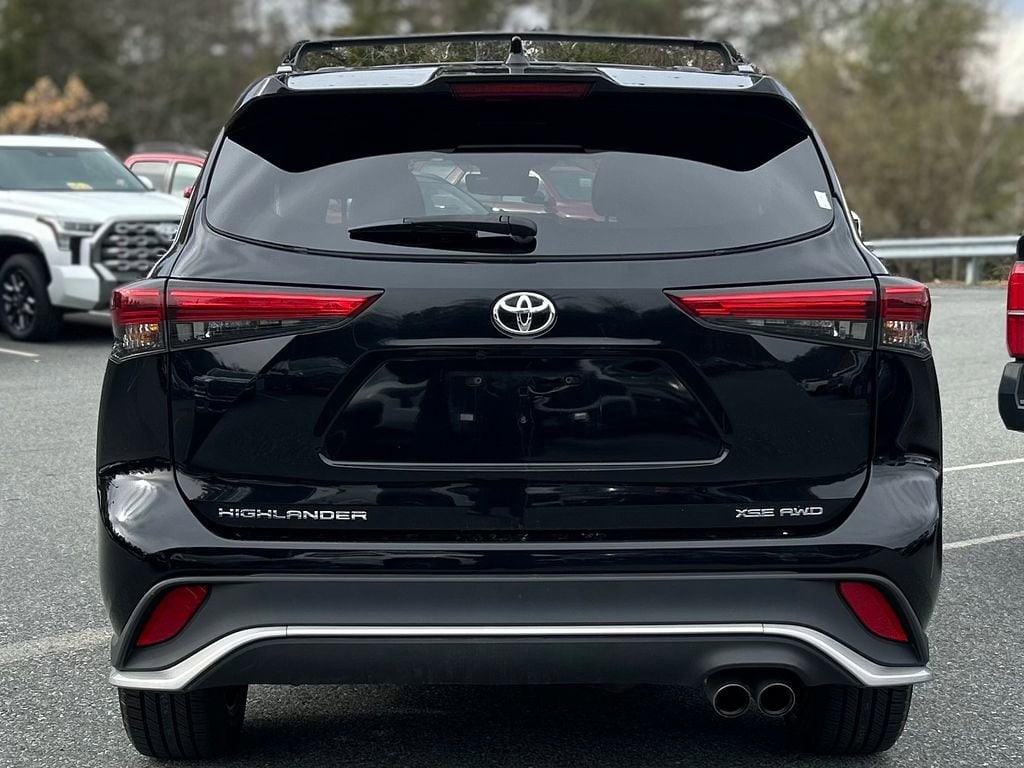 Used 2023 Toyota Highlander XSE SUV