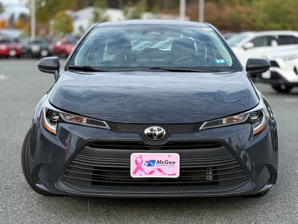 Used 2025 Toyota Corolla LE Sedan