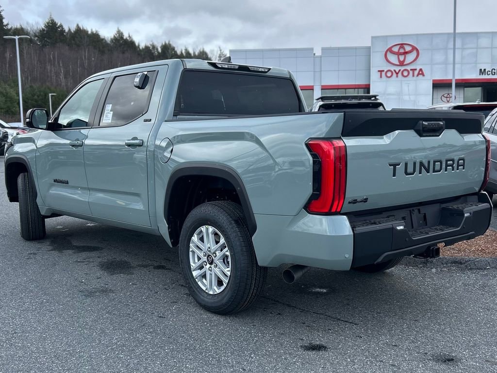 New 2026 Toyota Tundra SR5 SR5 CREWMAX 5.5