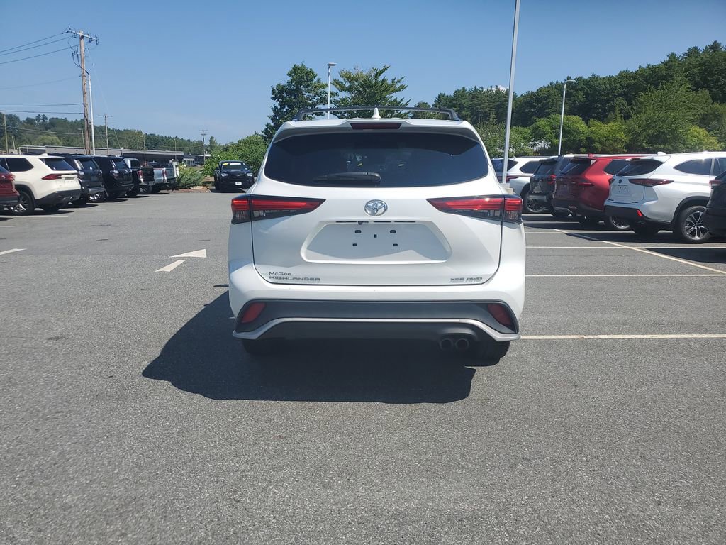 2022 Toyota Highlander XSE photo 4